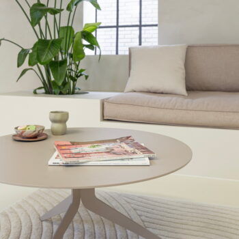 Sivo-béžový kovový okrúhly konferenčný stolík ø 76 cm Daley – Spinder Design – Obrázok 2