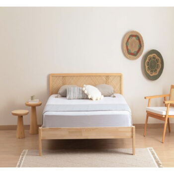 Jednolôžková posteľ zo smrekového dreva s roštom v prírodnej farbe 90x200 cm Izabelya – Kalune Design - Image 4
