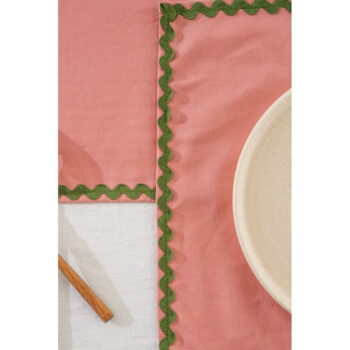 Set behúňov, prestierania a obrúskov 8 ks Wavy – Really Nice Things - Image 8