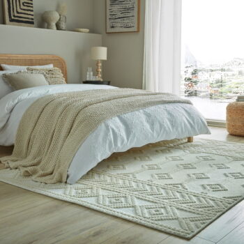 Krémovobiely koberec zo ženilky 160x240 cm Shyla – Flair Rugs - Image 2