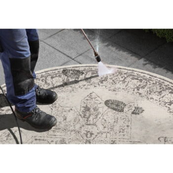 Sivo-krémový vonkajší koberec NORTHRUGS Borbon, ø 140 cm - Image 4