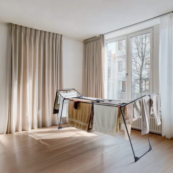 Čierny sušiak na bielizeň Infinity Flex 30m – Vileda - Image 4