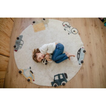 Krémový prateľný ručne tkaný bavlnený detský koberec ø140 cm Wheels – Lorena Canals - Image 7