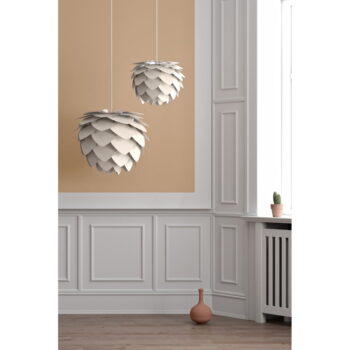 Krémovobiele tienidlo ø 59 cm Aluvia – UMAGE - Image 2