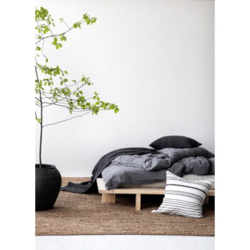 Jednolôžková posteľ z borovicového dreva s roštom v prírodnej farbe 90x200 cm Japan – Karup Design - Image 4