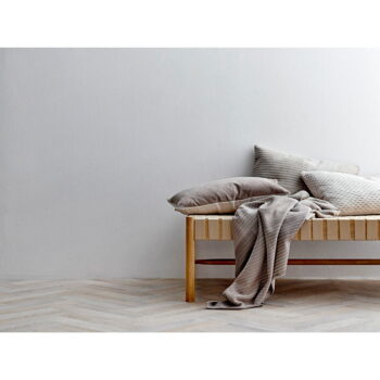 Béžový vankúš zo zmesi bavlny a vlny Södahl Wave Knit, 40 x 60 cm - Image 4