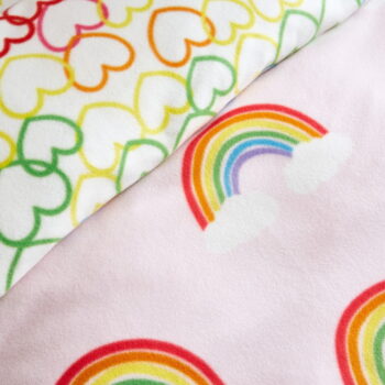 Flanelová detská obliečka do postieľky 120x150 cm Rainbow Hearts – Catherine Lansfield - Image 4