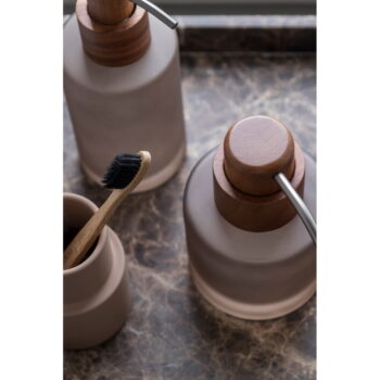 Hnedý sklenený dávkovač mydla 280 ml Modest – Mette Ditmer Denmark - Image 2