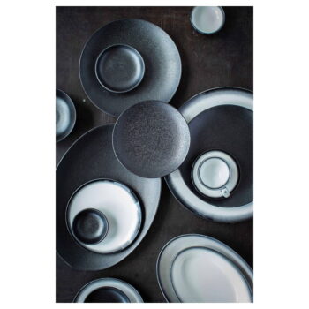 Čierny keramický servírovací tanier 22x30 cm Caviar – Maxwell & Williams - Image 2