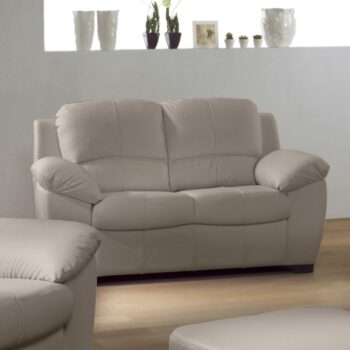 Dvojsedačka DANILO je luxusný 2-sed, ktorý je vhodné umiestniť do elegantne zariadenej obývačky. Dvojsedačku odporúčame dokúpiť ako doplnok k sedacej súprave Danilo. Je potiahnutý svetlošedou kožou Pampas (Hellgrau M9010), ale zadná časť je čalúnená látkou. Je možné si objednať zo 6 farebných…