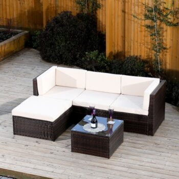 Záhradný nábytok ALERA je ratanová 2-dielna sedacia súprava, ktorá obsahuje rohovú sedačku s vankúšmi (204x142x64 cm) a konferenčný stolík (60x60x30 cm). Poťahy na vankúšoch sú snímateľné, vodeodolné a možno ich prať pri teplote 13°C. Stolík je doplnený tvrdeným sklom s hrúbkou 5 mm. Materiál…