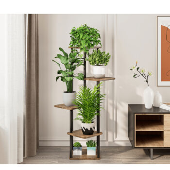 Kovový stojan na kvety Adite v elegantnej čiernej farbe s dreveným vzorom je ideálnym doplnkom pre váš interiér. Tento moderný stojan je navrhnutý tak, aby priniesol do vášho domova štýl a funkčnosť. S rozmermi 30 cm na šírku, 30 cm na hĺbku a výškou 106,5 cm poskytuje dostatok priestoru pre…