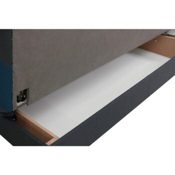 Rozkladacia pohovka s úložným priestorom ALABAMA poskytuje pohodlné sedenie vďaka pružinám Bonell. Pohovka je vhodná aj na každodenné spanie, pretože sa rozťahuje systémom Automat KLIK-KLAK, ktorý uľahčuje každodenné rozkladanie pohovky. Plocha na spanie má rozmery 195x116 cm. Výška sedu je 47 cm…