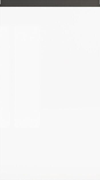 Moderná kuchyňa ALFE, ktorá vás zaujme svojim praktickým a zároveň štýlovým prevedením. Je vhodná najmä do menších moderných interiérov.Výška horných skriniek: 72 cm. Hĺbka: 30/32 cm. Výška dolných skriniek: 82 cm. Hĺbka: 46 cm.Sokel nie je v cene zostavy.Rozmery zostavy (š,h): 140 x 48 cm.Kuchynské skrinky sú vyrobené z kvalitných LTD dosiek. Ich údržba je nenáročná. Korpus je v sivej farbe. Dvierka sú v bielom prevedení. Majú integrované úchyty typu GOLA. Horné skrinky majú v cene regulovateľné závesy. Ku každej hornej skrinke sa zároveň dodávajú 2 ks 10 cm závesnej lišty. Nedelenú závesnú lištu pre jednoduchšiu montáž je možné doobjednať.Kuchynská zostava je zložená z týchto prvkov:drezová skrinka 60 cm, dvojdverová dolná skrinka 80 cm, dvojdverová horná skrinka 80 cm, jednodverová horná skrinka 60 cmDrez a pracovnú dosku je potrebné dokúpiť, spotrebiče nie sú súčasťou kuchynskej linky. Kuchyňu je možné zakúpiť iba ako zostavu. Dodávame v demontovanom stave.