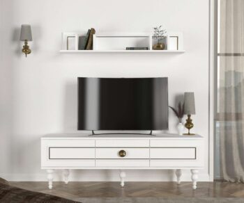 Predstavujeme ARLETH, obývaciu stenu, ktorá svojim čisto bielym prevedením a elegantným dizajnom prináša do vašej obývačky sviežu a modernú atmosféru. Táto zostava je ideálnou voľbou pre tých, ktorí hľadajú funkčnosť spojenú s minimalistickým štýlom.Podrobný opis produktuTyp tovaru: Obývacia stenaMateriál: Vysoko kvalitný LTD materiál s hrúbkou 18 mm, ktorý zaručuje vysokú odolnosť a dlhú životnosť.Rozmery: TV stolík (150 x 35 x 48,9 cm) a nástenná polica (120 x 21,5 x 22 cm), poskytujúca praktické a estetické riešenie pre uloženie vašej elektroniky a dekorácií. Farba: Jednotná biela farba, ktorá pridáva interiéru pocit čistoty a priestrannosti.Zostava obsahuje: Priestranný TV stolík a nástennú policu, ktoré sú navrhnuté tak, aby poskytovali dostatok úložného priestoru a zároveň pôsobili esteticky a nenáročne.Dodatočné informácie: Produkt dodávame v demontovanom stave, čo uľahčuje jeho transport a montáž.Obývacia stena ARLETH je dokonalým riešením pre každého, kto hľadá elegantné a praktické vybavenie do svojho domova. Jej čisté línie a moderný dizajn ocení každý, kto preferuje jednoduchosť a funkčnosť.