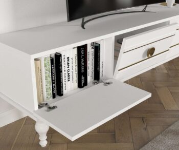 Predstavujeme ARLETH, obývaciu stenu, ktorá svojim čisto bielym prevedením a elegantným dizajnom prináša do vašej obývačky sviežu a modernú atmosféru. Táto zostava je ideálnou voľbou pre tých, ktorí hľadajú funkčnosť spojenú s minimalistickým štýlom.Podrobný opis produktuTyp tovaru: Obývacia stenaMateriál: Vysoko kvalitný LTD materiál s hrúbkou 18 mm, ktorý zaručuje vysokú odolnosť a dlhú životnosť.Rozmery: TV stolík (150 x 35 x 48,9 cm) a nástenná polica (120 x 21,5 x 22 cm), poskytujúca praktické a estetické riešenie pre uloženie vašej elektroniky a dekorácií. Farba: Jednotná biela farba, ktorá pridáva interiéru pocit čistoty a priestrannosti.Zostava obsahuje: Priestranný TV stolík a nástennú policu, ktoré sú navrhnuté tak, aby poskytovali dostatok úložného priestoru a zároveň pôsobili esteticky a nenáročne.Dodatočné informácie: Produkt dodávame v demontovanom stave, čo uľahčuje jeho transport a montáž.Obývacia stena ARLETH je dokonalým riešením pre každého, kto hľadá elegantné a praktické vybavenie do svojho domova. Jej čisté línie a moderný dizajn ocení každý, kto preferuje jednoduchosť a funkčnosť.