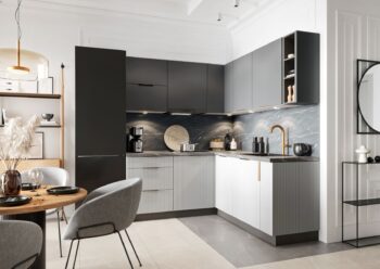 Kuchyňa ATENA je štýlový a atraktívny nábytok v retro štýle. Kuchyňa je kombináciou minimalizmu, modernosti a klasickej elegancie v jednej podobe.Dvierka na umývačku sú vyrobené z MDF dosky s hrúbkou 16 mm. Je v bielom farebnom prevedení. Rozmery (š,v): 44,6 x 71,3 cm.Súčasťou je sokel v šedej farbe.Úchyty nie sú v cene. Je potrebné ich doobjednať.