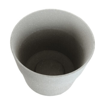 Plastový kvetináč Auson Typ 2 - betón od značky KONDELA je ideálnym riešením pre všetkých milovníkov moderného dizajnu, ktorí hľadajú praktické a esteticky príjemné riešenie pre svoje rastliny. Tento kvetináč je vyrobený z kvalitného plastu s prídavkom kameninového prášku, čo mu dodáva vzhľad…