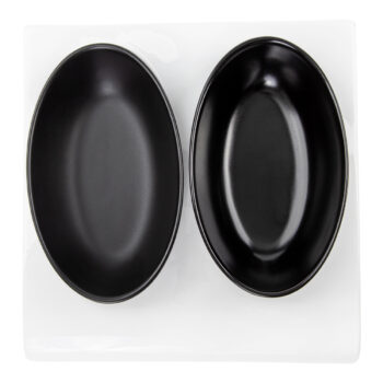 Predstavujeme vám elegantnú servírovaciu misku na podnose Baita, ktorá je dokonalým doplnkom pre každú modernú domácnosť. Táto sada obsahuje dve misky vyrobené z kvalitnej dolomitovej keramiky, ktorá zaručuje ich dlhú životnosť a odolnosť. Vďaka svojmu čierno-bielemu lesklému prevedeniu sa stane…