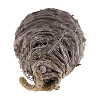 Ratanová vtáčia búdka Birdo - prírodná je ideálnym doplnkom pre váš domov alebo záhradu. Táto moderná búdka, vyrobená z kvalitného prírodného ratanu, ponúka nielen estetický vzhľad, ale aj funkčnosť a trvanlivosť. S rozmermi 22 cm na šírku, 22 cm na hĺbku a 35 cm na výšku sa ľahko zmestí do…