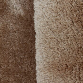 Koberec BOTAN 170x240 cm vás rozmazná a pohladí nielen vaše bosé nohy, ale aj dušu. Mäkký na pohľad, oku lahodiaca farba a máte chuť sa s ním pomaznať. Koberec je vyrobený z polyesterového vlákna, ktoré je mäkké, odolné, prispôsobivé a jemné. Farebné prevedenie cappuccino dodá pohodu a zútulní…