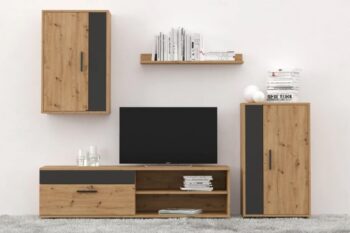 Predstavujeme mini obývaciu stenu BOTARE – dokonalú kombináciu funkčnosti a minimalistického dizajnu. Navrhnutá tak, aby povýšila váš obytný priestor svojou elegantnou estetikou a praktickými úložnými riešeniami.Špecifikácie:Farebné prevedenie: dub Artisan / čiernaDizajn: Minimalistický s otvorenými policamiRozmer: šírka 200 cm / hĺbka 35 cm / výška 190 cmPremeňte svoj obytný priestor s mini obývacou stenou BOTARE, ktorá kombinuje štýl a praktickosť. Jej minimalistický vzhľad a otvorené police ju robia ideálnou pre moderné domácnosti, poskytujúc dostatok úložného priestoru pri zachovaní čistého a uprataného vzhľadu. Farebné prevedenie dodáva nádych elegancie, ktorý sa hladko prispôsobí rôznym interiérovým dizajnom.Kľúčové vlastnosti:Elegantný minimalistický dizajn: Perfektné pre súčasné interiéry, ponúkajúce čistý a uprataný vzhľad.Dostatočný úložný priestor: Skrinky poskytujú dostatok miesta pre vaše knihy, dekoratívne predmety a mediálne zariadenia.Odolná konštrukcia: Vyrobená z vysokokvalitných LTD 22 mm materiálov pre zaistenie dlhej životnosti a stability.Jednoduchá montáž: Obsahuje jasné pokyny pre jednoduchú a bezproblémovú montáž.Dodávame v demonte.