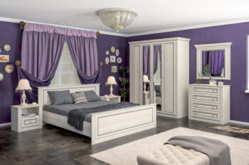 Šatníková skriňa BRANDON patrí do atraktívneho a moderného sektoru BRANDON. Aj vďaka nej si vyskladáte vašu spálňu podľa predstáv. Je vhodná do rôznych typov interiérov.Skriňa je vyrobená z kvalitných LTD dosiek. Ich údržba je rýchla a jednoduchá. Farebné prevedenie: jaseň - snehový popol.Šatníková skriňa je 4-dverová. Na dvoch stredných dverách sa nachádzajú priestranné zrkadlá.Rozmery (š,v,h): 182,7 x 216,1 x 62,1 cm.Spálňový nábytok BRANDON je v elegantnom a štýlovom prevedení. Poteší aj náročnejších zákazníkov. Dizajnové prvky sektoru vás oslovia nielen svojim vzhľadom ale aj funkčnosťou.Dodávame v demontovanom stave.