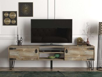Predstavujeme BRAVA, TV stolík, ktorý kombinuje moderný dizajn a funkčnosť, aby priniesol do vašej obývačky štýl a praktickosť. Tento elegantný nábytok vo svetlo hnedej farbe je navrhnutý tak, aby poskytoval estetické a praktické riešenie pre vaše multimediálne zariadenia a ďalšie potreby.Detailné špecifikácieTyp tovaru: TV stolíkMateriál: Kvalitné LTD a kov, s hrúbkou materiálu 18 mm, zaisťujúce odolnosť a dlhú životnosť.Rozmery: 49 x 180 x 30 cm, ideálny pre moderné obývacie priestory.Farba: Elegantná svetlo hnedá, ktorá dodáva priestoru svieži a moderný vzhľad.Vybavenie: Regálka a 2 skrinky, poskytujúce dostatok úložného priestoru pre elektroniku, knihy alebo dekorácie.Dodatočné informácie: Produkt je dodávaný v demontovanom stave, čo uľahčuje transport a montáž.TV stolík BRAVA je ideálnou voľbou pre tých, ktorí hľadajú moderný a funkčný nábytok s elegantným vzhľadom. Jeho svetlo hnedá farba a minimalistický dizajn prinášajú do vášho domova sviežosť a moderný štýl, zatiaľ čo poskytujú dostatok úložného priestoru pre všetky vaše potreby.