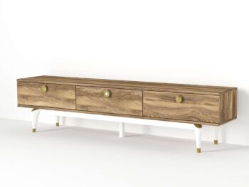 Predstavujeme BUSED, TV stolík, ktorý prináša do vašej obývačky eleganciu a funkčnosť. Tento štýlový nábytok v orechovej farbe je navrhnutý tak, aby poskytoval praktické a estetické riešenie pre vaše multimediálne zariadenia a ďalšie potreby.Detailné špecifikácieTyp tovaru: TV stolíkMateriál: Kvalitná LTD s hrúbkou materiálu 18 mm, zaisťujúca odolnosť a dlhú životnosť.Rozmery: 180 x 43.1 x 29.5 cm, ideálny pre moderné obývacie priestory.Farba: Elegantný orech, ktorý pridáva teplý a prírodný nádych vášmu interiéru.Vybavenie: Skrinky, ktoré poskytujú dostatok úložného priestoru pre elektroniku, knihy alebo dekorácie.Počet dverí, dvierok: Tri dverové, čo zaisťuje efektívne a estetické skryté úložné riešenie.Dodatočné informácie: Produkt je dodávaný v demontovanom stave, čo uľahčuje transport a montáž.TV stolík BUSED je ideálnou voľbou pre tých, ktorí hľadajú moderný a funkčný nábytok s elegantným vzhľadom. Jeho orechová farba a minimalistický dizajn prinášajú do vášho domova teplo a moderný štýl.
