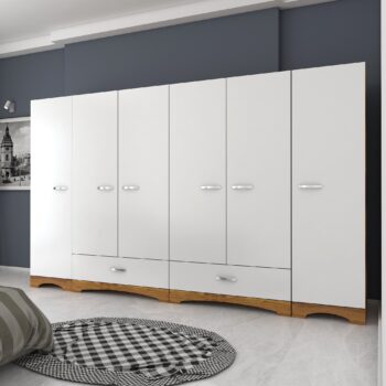 Šatníková skriňa BUTTON – široká elegancia pre vašu spálňuŠatníková skriňa BUTTON je ideálnym riešením pre každú modernú spálňu. Spája funkčnosť a estetiku vďaka kombinácii bielej farby a dekoru orecha. Vďaka svojmu širokému prevedeniu a premyslenému usporiadaniu ponúka dostatok priestoru pre vaše oblečenie a doplnky.Hlavné vlastnosti šatníkovej skrine BUTTON:Materiál: melamín a VT laminát – odolný povrch, ktorý sa ľahko udržuje.Rozmery: 181 x 243 x 47,6 cm – široká a priestranná, ideálna pre organizáciu vášho šatníka.Farba: elegantná kombinácia bielej a dekoru orecha, ktorá sa hodí do moderných aj klasických interiérov.Vybavenie:2 zásuvky pre menšie predmety alebo doplnky.2 šatníkové tyče na zavesenie oblečenia.6 políc na usporiadanie zloženého oblečenia alebo úložných boxov.Počet dverí: 6 – zaisťujú ľahký prístup ku všetkým častiam skrine.Tvar: obdĺžnikový – efektívny a elegantný dizajn.Hrúbka materiálu: 18 mm – pevná a stabilná konštrukcia.Možnosť pripevnenia k stene pre väčšiu bezpečnosť a stabilitu.Dodávame v demontovanom stave s prehľadným montážnym návodom.Šatníková skriňa BUTTON je navrhnutá tak, aby spĺňala všetky vaše potreby. Ponúka nielen praktický úložný priestor, ale aj elegantný vzhľad, ktorý pozdvihne štýl vašej spálne.Vylepšite svoj domov so šatníkovou skriňou BUTTON – priestranné a štýlové riešenie pre vašu spálňu!