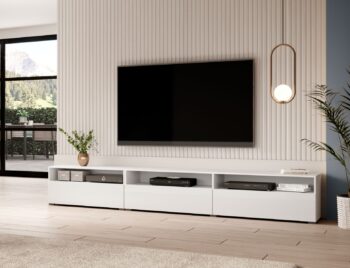 TV stolík Barly je ideálna voľba pre moderných aranžmérov s elegantným charakterom, pre ktorých je dôležitá aj funkčnosť nábytku.TV skrinka môže stáť na podlahe ale vďaka vešiakom, ktoré sú súčasťou zostavy sa môže veľmi rýchlo stať závesným kusom nábytku.V zadných častiach poskytuje praktické otvory na vedenie káblov na TV príslušenstvo a inú elektroniku.Komoda je tvorená troma výklopnými dvierkami s bezúchytkovým systémom.Farebné prevednie biela,výklopné dvierka biely lesk.Je vyrobený z kvalitnej LTD dosky v hrúbke 15 mm.Celá RTV skrinka pozostáva z dvoch prvkov, ktoré je možné rozdeliť na dvé samostatné skrinky.Rozmery TV stolíka:-veľka TV skrinka: výška: 40 cm,šírka: 180 cm,hĺbka: 41 cm-malá TV skrinka výška: 40 cm,šírka: 90 cm,hĺbka: 41 cmCelkový rozmer: (40/270/41)cmDodávané v demonte  