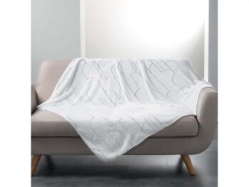 Biela deka v škandinávskom štýle so strieborným vzorom 125 x 150 cm