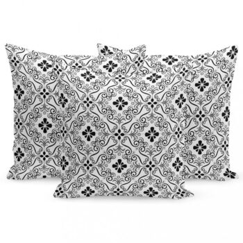 Biela obliečka s čierno-bielymi ornamentmi 50x60 cm