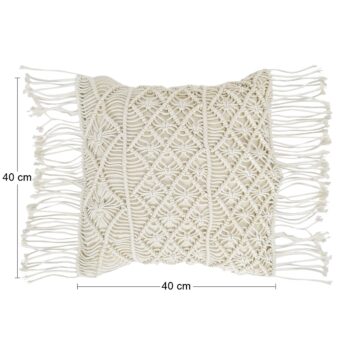 Krásny a pohodlný vankúš CHINCHERO 40x40 cm krémovej farby v etno štýle so strapcami. Nádherne doplní hojdacie kreslo Chinchero, a poskytne dokonalú podporu chrbta pri sedení. Vankúš je vyrobený z bavlny a polyesteru a je doplnený zipsom pre ľahkú manipuláciu pri…