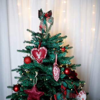 KONDELA Christmas Typ 8 vianočný stromček 140 cm zelená – Obrázok 11
