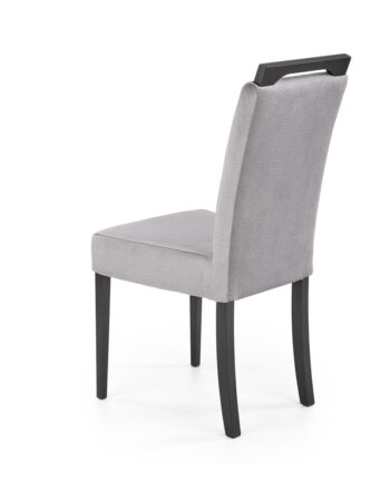 Elegantná stolička CLARION 2 dokáže úplne zmeniť dizajn a interiér Vašej kuchyne či jedálne. Rozmery stoličky sú (ŠxHxV): 42x58x97 cm. Výška sedu je 49 cm. Je vyrobená z masívneho bukového dreva a čalúnená príjemnou a kvalitou látkou. Farebné prevedenie stoličky je v čiernej v kombinácii so…