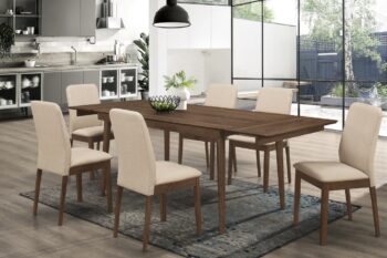 Elegantná a štýlová čalúnená stolička CORINA zaujme príjemným farebným prevedením. Konštrukcia je z prírodného dreva vo farbe vlašský orech, doplnená kontrastným čalúnením béžovej poťahovej látky.Rozmery stoličky (š/v/h): 46 x 89 x 47 cm. Dodávame v demonte.