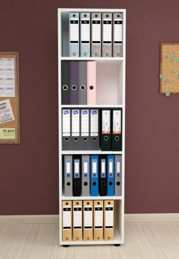 Moderný dizajnový regál DENISSA je v štýlovom a modernom prevedení. Je vhodný do pracovne, kancelárie či detskej izby.Tento dizajnový regál je vyrobený  z kvalitnej LTD dosky, ktorá je nenáročná na údržbu. Hrúbka dosky - 18 mm. Farba: biela.Rozmery:Výška produktu: 178 cmŠírka produktu: 49 cmHĺbka produktu: 32 cmVýška medzi policami: 33 cmVýška nohy: 2,5 cmDodávame v demontovanom stave. 