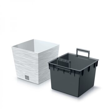 Hľadáte zaujímavý prvok či doplnok do obývačky, ktorý ju razom premení na pokojné elegantné miesto? Vhodným riešením, ktorý dokonale oživí interiér, či otvorený priestor, sa stane nízky plastový kvetináč DFS240 24 cm vo farebnom prevedení biela, so zaujímavou, neprehliadnuteľnou prúžkovanou…