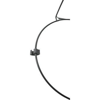 Balkónový kvetináč Digal v elegantnej sivej farbe je ideálnym riešením pre všetkých milovníkov rastlín, ktorí chcú skrášliť svoj balkón alebo terasu. Tento moderný kvetináč od značky KONDELA kombinuje funkčnosť s estetickým vzhľadom, čím sa stáva skvelým doplnkom do interiéru aj exteriéru.