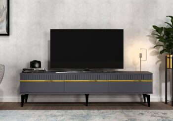 TV stolík DIMENSION - luxusný doplnok pre vašu obývaciu izbuTV stolík DIMENSION je perfektným spojením elegancie a funkčnosti, ktoré zaujme každého milovníka moderného dizajnu. Jeho luxusný vzhľad a praktické usporiadanie robia z tohto stolíka ideálny doplnok pre vašu obývaciu izbu.Vyrobený z vysoko kvalitného LTD materiálu s hrúbkou 18 mm, stolík DIMENSION zaručuje pevnosť a dlhú životnosť. Disponuje priestrannou skrinkou s tromi dvierkami, ktorá ponúka dostatok úložného priestoru pre vaše multimediálne zariadenia a ďalšie potreby. Vďaka svojmu modernému a luxusnému štýlu sa stolík stane stredobodom vašej obývačky.Hlavné vlastnosti produktu:Typ tovaru: TV stolíkVhodné do miestnosti: obývacia izbaMateriál: LTDRozmery: 44.6 x 180 x 29.6 cmFarba: antracit + zlatáVybavenie: skrinkaŠtýl: luxusnéPočet dvierok: 3Dodatočné informácie: Dodávame v demonte, plastové nožičkyTV stolík DIMENSION je dodávaný v demontovanom stave, čo uľahčuje prepravu a montáž. Plastové nožičky zaisťujú stabilitu a ochranu podlahy pred poškodením.