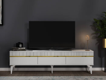 TV stolík DIMENSION - luxusný doplnok pre vašu obývaciu izbuTV stolík DIMENSION je perfektným spojením elegancie a funkčnosti, ktoré zaujme každého milovníka moderného dizajnu. Jeho luxusný vzhľad a praktické usporiadanie robia z tohto stolíka ideálny doplnok pre vašu obývaciu izbu.Vyrobený z vysoko kvalitného LTD materiálu s hrúbkou 18 mm, stolík DIMENSION zaručuje pevnosť a dlhú životnosť. Disponuje priestrannou skrinkou s tromi dvierkami, ktorá ponúka dostatok úložného priestoru pre vaše multimediálne zariadenia a ďalšie potreby. Vďaka svojmu modernému a luxusnému štýlu sa stolík stane stredobodom vašej obývačky.Hlavné vlastnosti produktu:Typ tovaru: TV stolíkVhodné do miestnosti: obývacia izbaMateriál: LTDRozmery: 44.6 x 180 x 29.6 cmFarba: biela + zlatáVybavenie: skrinkaŠtýl: luxusnéPočet dvierok: 3Dodatočné informácie: Dodávame v demonte, plastové nožičkyTV stolík DIMENSION je dodávaný v demontovanom stave, čo uľahčuje prepravu a montáž. Plastové nožičky zaisťujú stabilitu a ochranu podlahy pred poškodením.