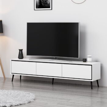 TV stolík DORY – Moderný a praktický doplnok do vašej obývačkyTV stolík DORY kombinuje štýlový dizajn s praktickým využitím. Jeho minimalistické prevedenie vo farebnej kombinácii biela a čierna pridá vášmu interiéru moderný nádych. Vďaka trom plným dvierkam ponúka dostatok úložného priestoru pre vaše multimediálne zariadenia, káble alebo ďalšie nevyhnutnosti.Hlavné vlastnosti produktu:Typ tovaru: TV stolíkVhodné do miestnosti: Obývacia izbaMateriál: Melamín, VT laminátRozmery: 45 x 180 x 35 cmFarba: Biela + čiernaVybavenie: Dvierka plnéPočet dvierok: 3Hrúbka materiálu: 18 mmDodatočné informácie: Dodávame v demonteTV stolík DORY je vyrobený z odolných materiálov, ktoré zaručujú jeho dlhú životnosť a jednoduchú údržbu. Jeho praktické usporiadanie vám umožní mať všetky veci prehľadne uložené. Zaobstarajte si TV stolík DORY a vytvorte si modernú a funkčnú obývaciu izbu, v ktorej bude každá chvíľa príjemnejšia!