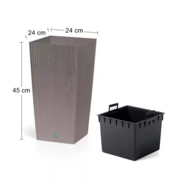 DRTS240 24 cm je vysoký, hranatý plastový kvetináč, ktorý sa vyznačuje svojou neprehliadnuteľnou textúrou imitujúcou prírodný ratanový výplet. Bude elegantným, estetickým a funkčným doplnkom Vašej záhrady, terasy, balkónov či interiéru. Rozmery tohto jedinečného doplnku sú (ŠxHxV): 24x24x44,9 cm…