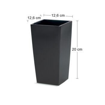 Hranatý plastový kvetináč DURS125 12,5 cm je vhodný na celoročné použitie, či už v interiéri alebo v exteriéri. Vďaka jeho krásnemu prevedeniu antracit sa bude dokonale vynímať na terase, záhrade, balkóne či v obývačke alebo všade tam, kde si zmyslíte. Je vyrobený z kvalitného plastu, vďaka čomu je…