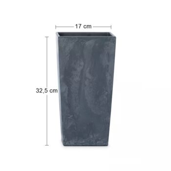 Hranatý plastový kvetináč DURS170E 17 cm je vhodný na celoročné použitie, či už v interiéri alebo v exteriéri. Vďaka jeho krásnemu prevedeniu v antracitovej farbe, ktoré imituje betón, sa bude dokonale vynímať na terase, záhrade, balkóne či v obývačke alebo všade tam, kde si zmyslíte. Je vyrobený…