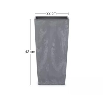 Hranatý plastový kvetináč DURS225E 22,5 cm je vhodný na celoročné použitie, či už v interiéri alebo v exteriéri. Vďaka jeho krásnemu prevedeniu v tmavosivej farbe, ktoré imituje betón, sa bude dokonale vynímať na terase, záhrade, balkóne či v obývačke alebo všade tam, kde si zmyslíte. Je vyrobený…
