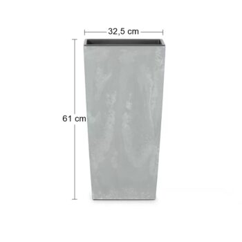 Hranatý plastový kvetináč DURS325E 32,5 cm je vhodný na celoročné použitie, či už v interiéri alebo v exteriéri. Vďaka jeho krásnemu prevedeniu vo farbe sivý betón, ktoré imituje betón, sa bude dokonale vynímať na terase, záhrade, balkóne či v obývačke alebo všade tam, kde si zmyslíte. Je vyrobený…