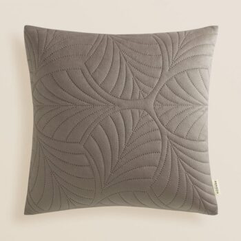 Dekoratívna obliečka na vankúš v hnedej farbe 45x45 cm