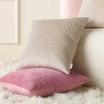 Dekoratívna obliečka na vankúš v svetlosivej farbe 45x45 cm